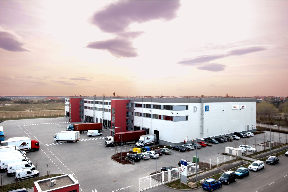 Budapest Airport City Logistic Park iroda.hu